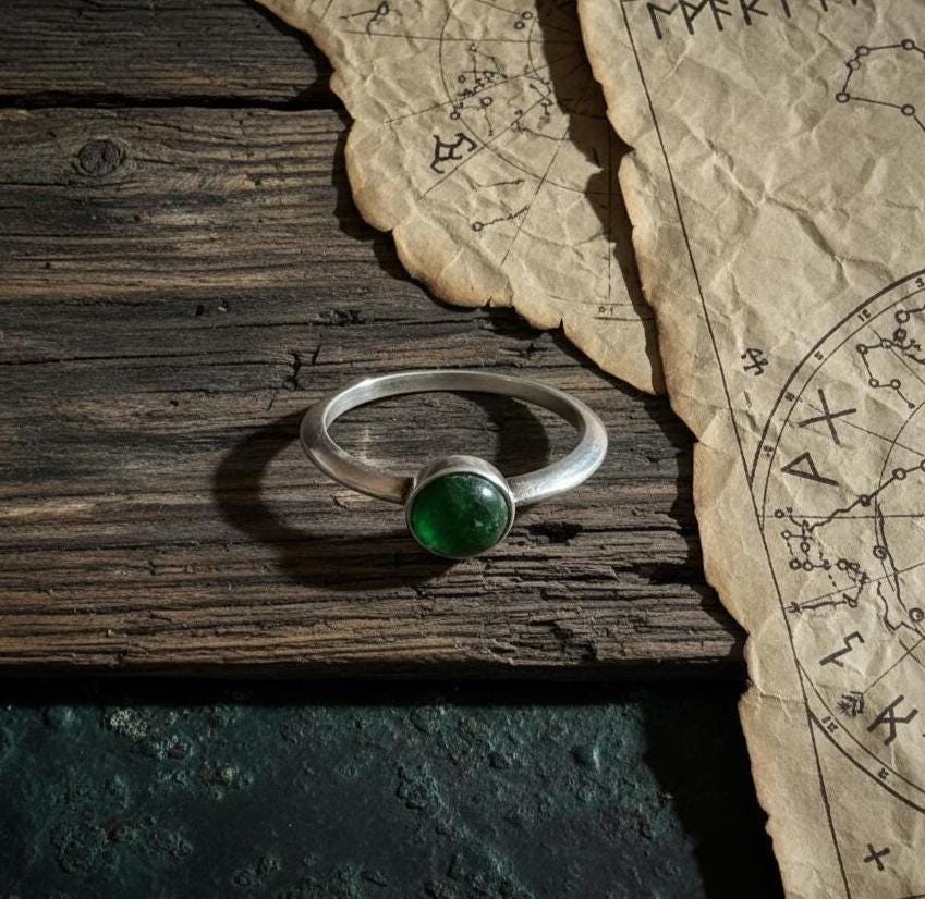 Chrome Diopside Ring - Style 2