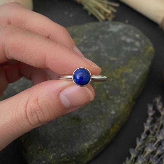 Lapis Lazuli Ring - Hand holding