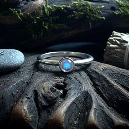 Blue Flash Moonstone Ring - Style 1